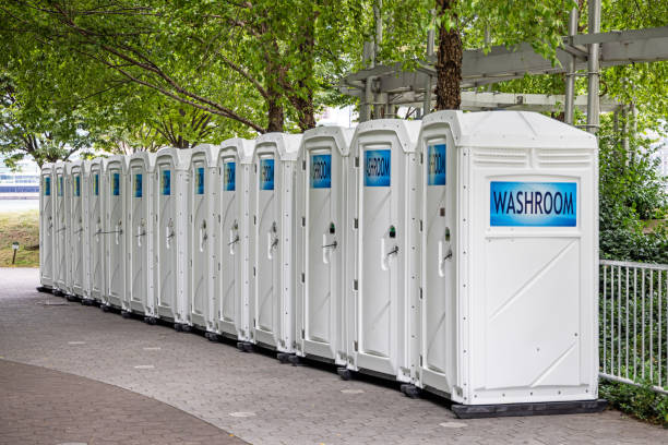 Best Porta potty rental near me  in Newton, TX